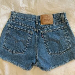✨Vintage Levi shorts